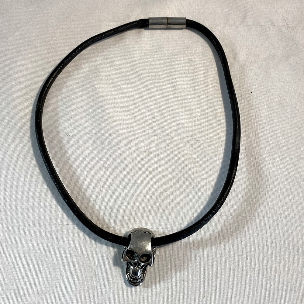 Y2K men’s goth emo skull chocked  necklace vintage 1990s early 2000s